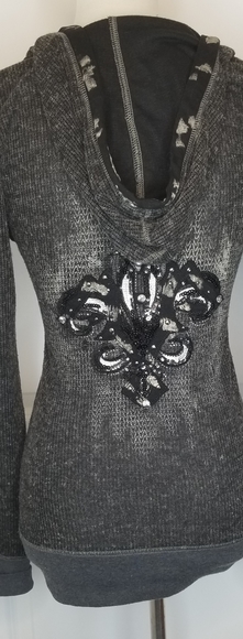 Miss Me Long Sleeve Top (fits like a small) - Picture 5 of 6